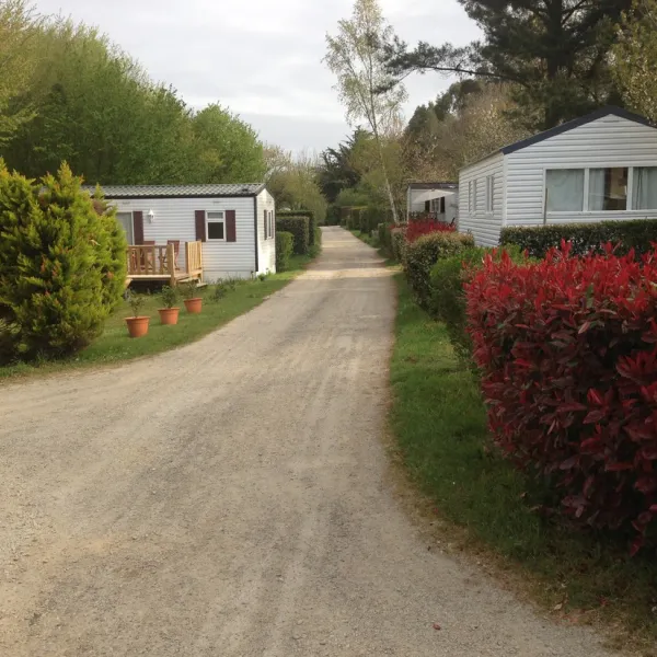 le-port-dauray-les-pommiers-auray-01ghd