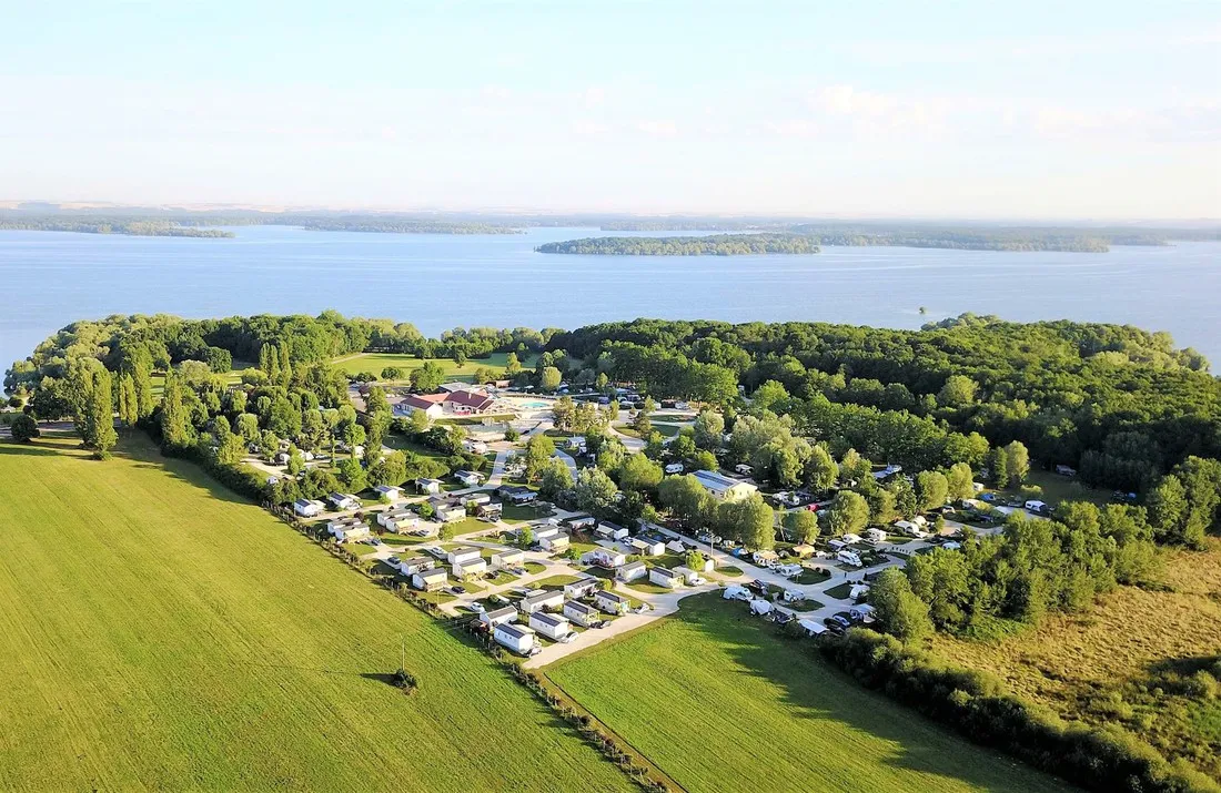 kawan-resort-le-lac-dorient-mesnil-saint-pere-uz1om