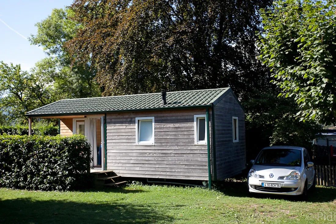 la-chapelle-st-claude-talloires-haute-savoie-w5tep