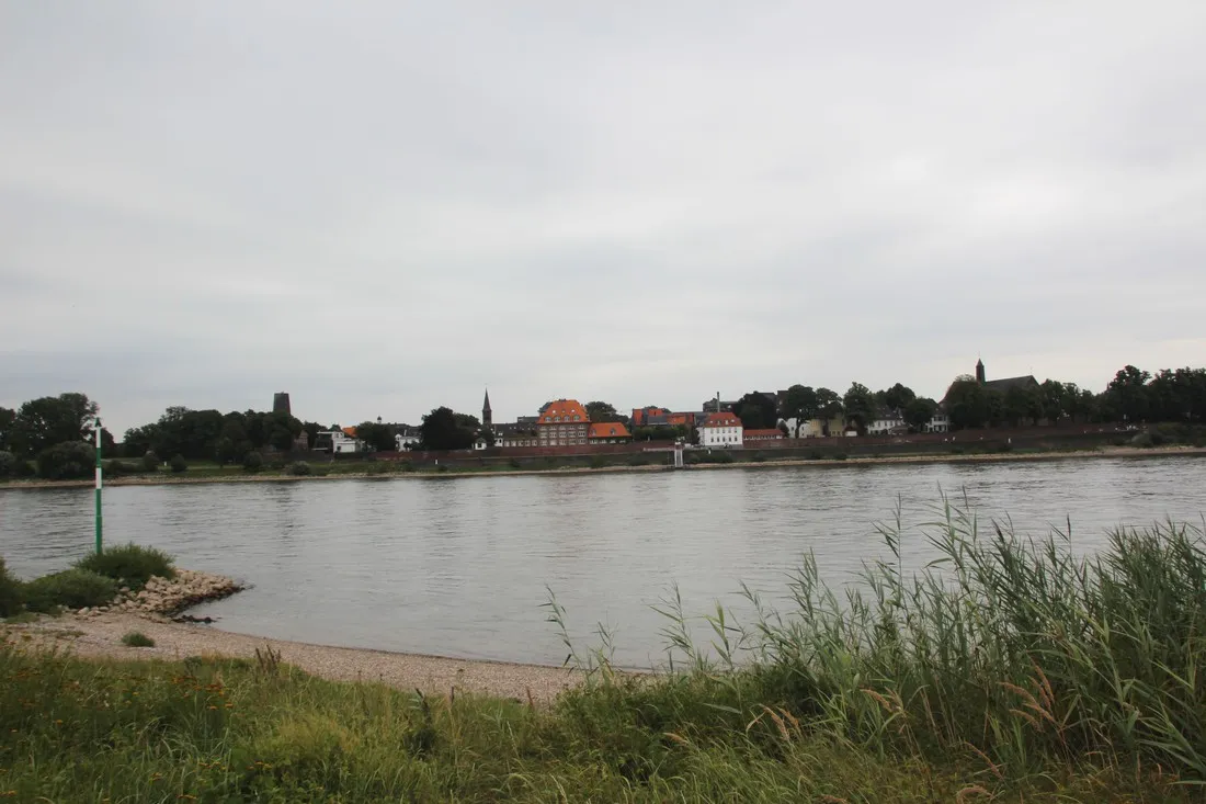 azur-meerbusch-meerbusch-07iqc