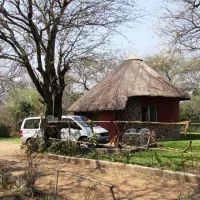 amanzimlotzi-riverside-bush-camp-hoedspruit-um7pj