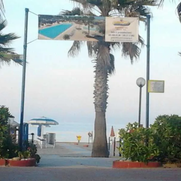 golden-beach-giulianova-c1xjp