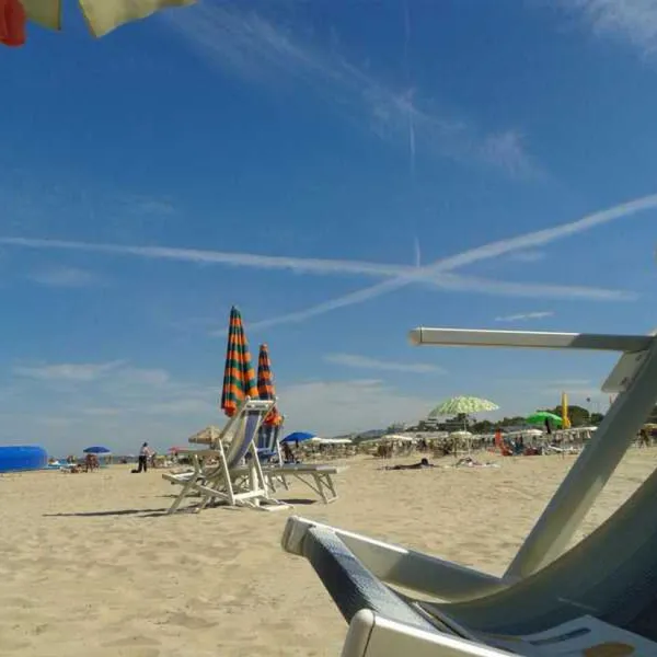 golden-beach-giulianova-r9ldp