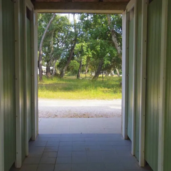 camping-les-bruyeres-le-luc-qqrra