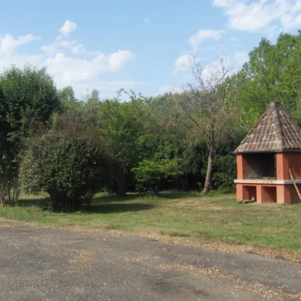 camping-le-plan-deau-st-nicolas-de-la-grave-h8oh5