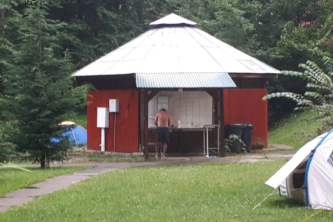 hollostetoi-hegyi-camping-bukkszentkereszt-hollosteto-5fpfc