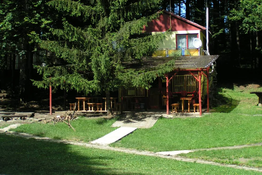 hollostetoi-hegyi-camping-bukkszentkereszt-hollosteto-p4pmn