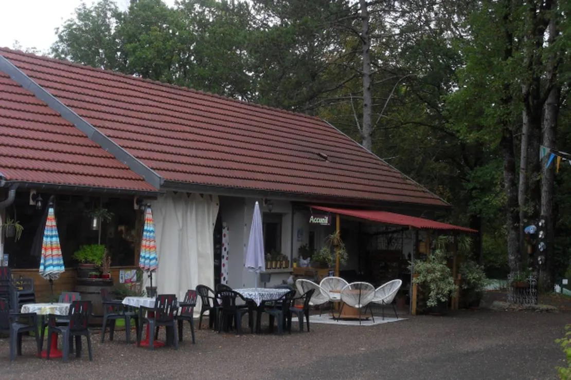 camping-de-champlitte-champlitte-fg4sy