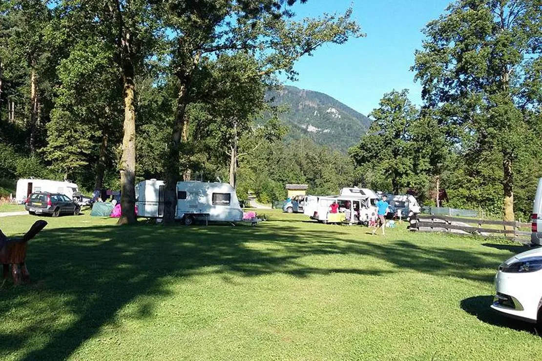 camping-perun-lipce-blejska-dobrava-2byru