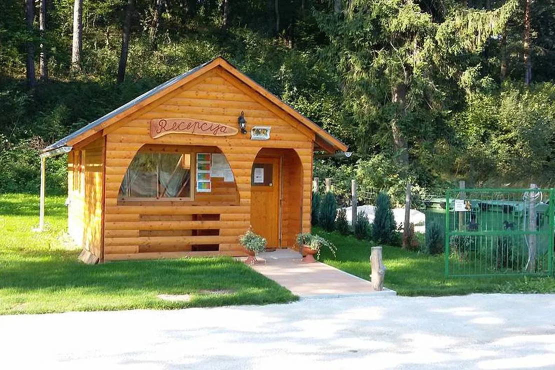 camping-perun-lipce-blejska-dobrava-jcoqq