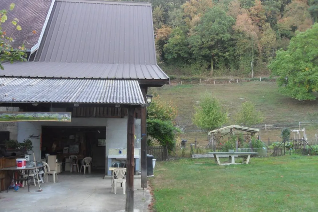 camping-la-londagne-marie-therese-et-rene-jeantet-st-beron-v6hl8