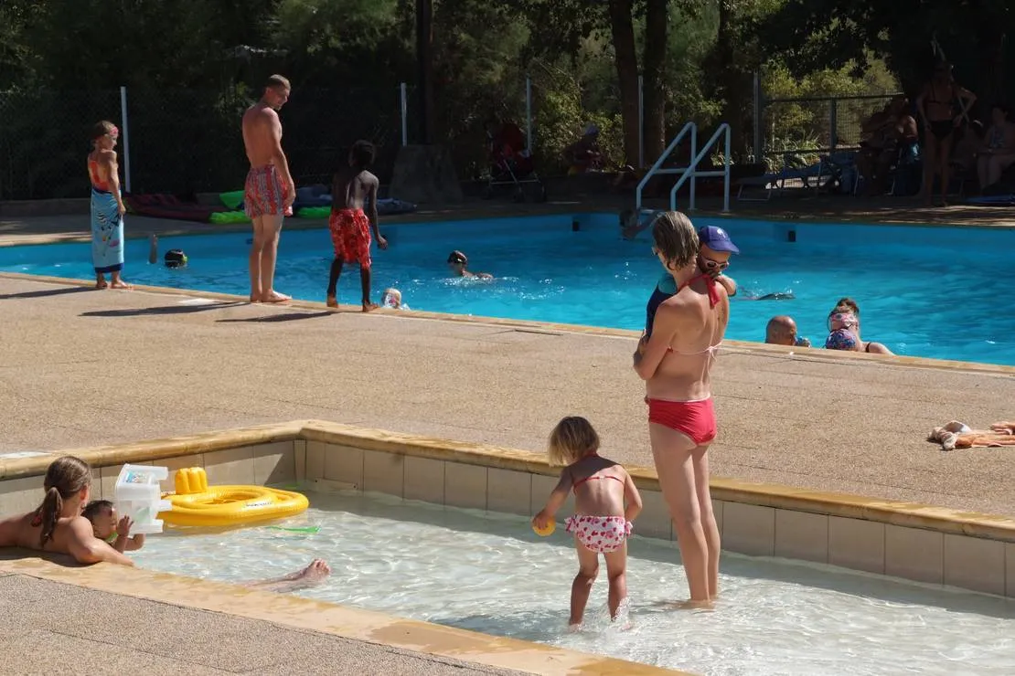 flower-camping-le-provencal-st-maximin-la-ste-baume-ainwu