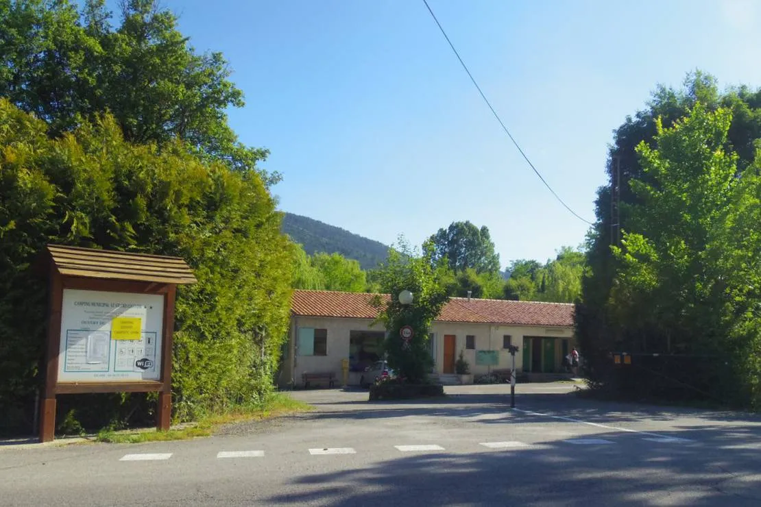 camping-municipal-le-grand-canyon-la-palud-sur-verdon-fxjxa