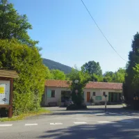 camping-municipal-le-grand-canyon-la-palud-sur-verdon-fxjxa
