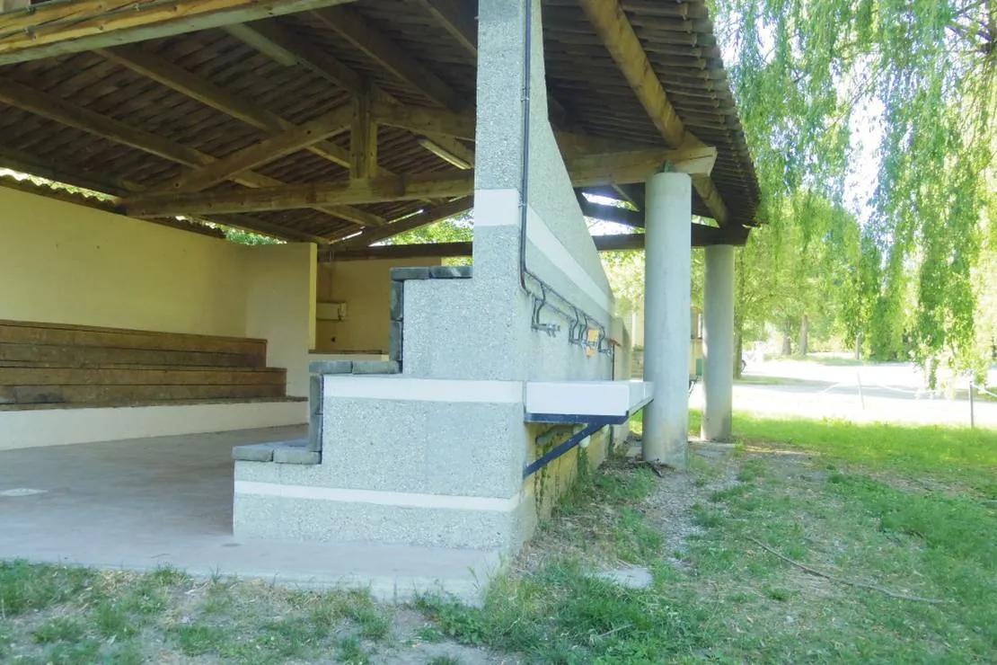 camping-municipal-le-grand-canyon-la-palud-sur-verdon-r2fpw