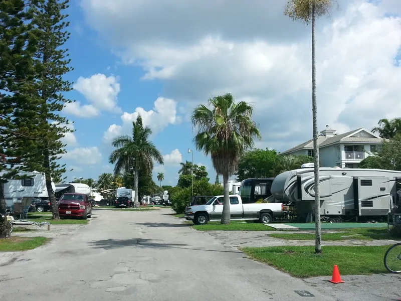 yacht-haven-park-marina-ft-lauderdale-k67ec