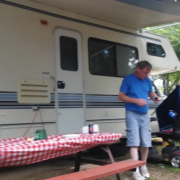 palace-campground-galena-l35ss