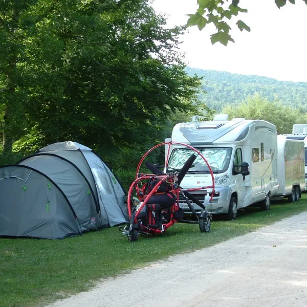 le-bivouac-pont-du-navoy-jura-rn4fp