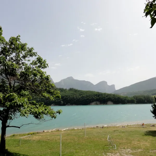 lac-du-sautet-corps-igjwf