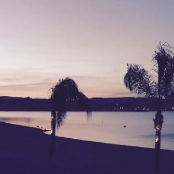 crane-lakeside-park-resort-lake-elsinore-foyfo