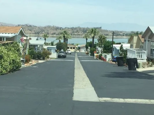 crane-lakeside-park-resort-lake-elsinore-gczri