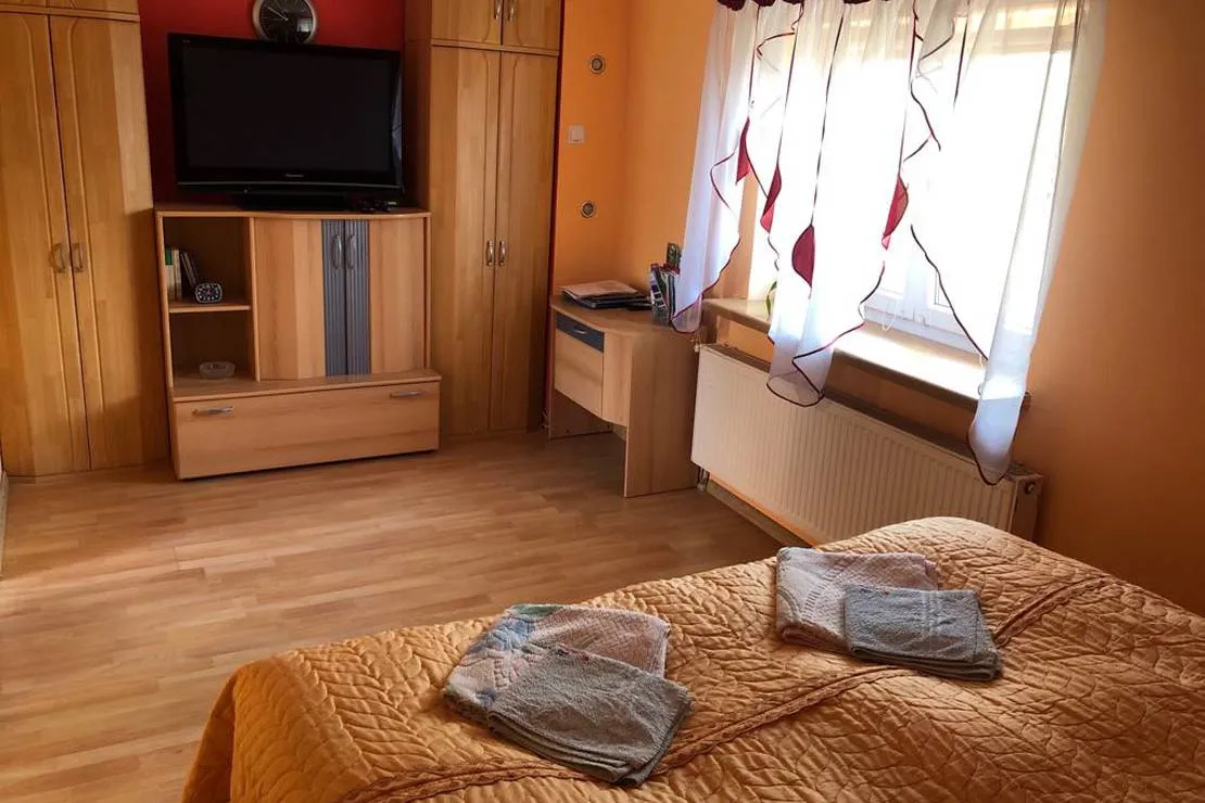 camperpark-lena-leknicabronowice-bronowice-lubuskie-hlyvm
