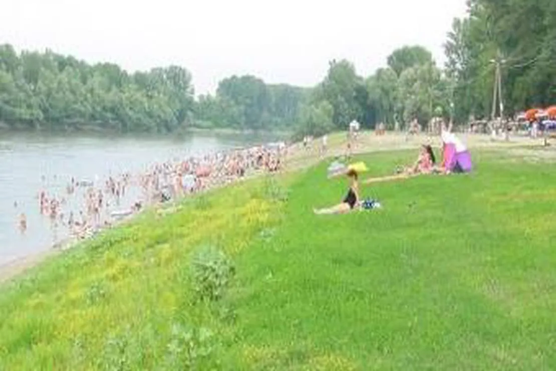hongarije-poesta-mini-camping-tiszakecske-h28lu