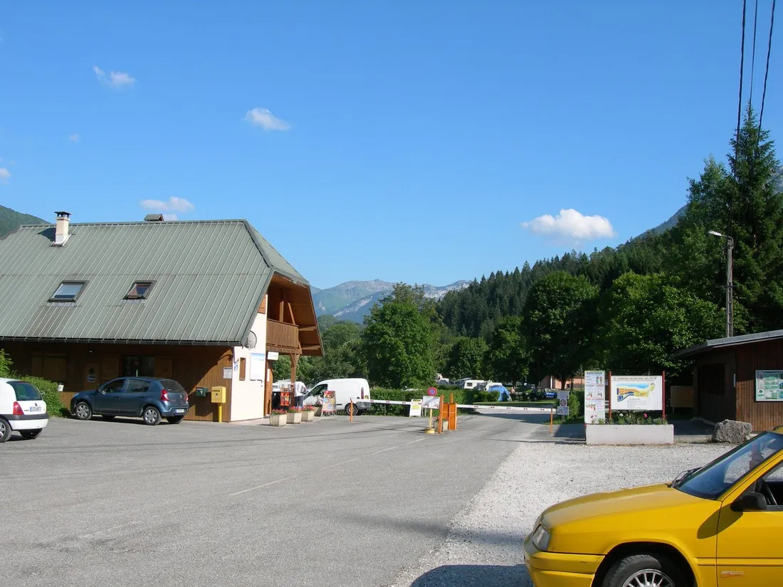 municipal-de-l-ile-lescheraines-2yce1