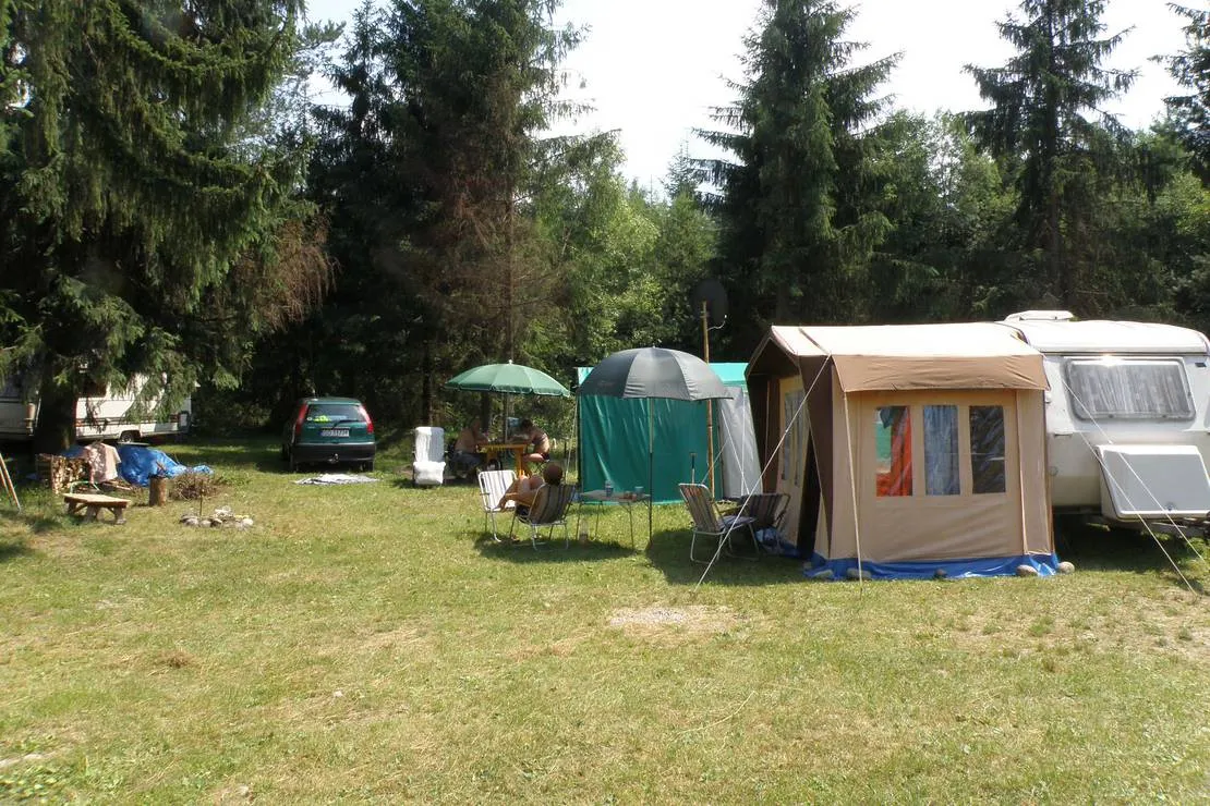 camping-leg-frydman-iwiw8
