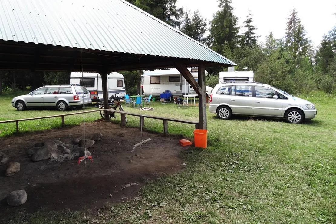 camping-leg-frydman-t9r6n
