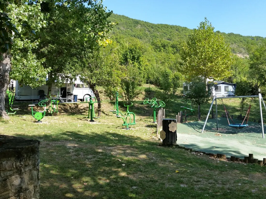 domaine-naturiste-des-lauzons-limans-d6qfn