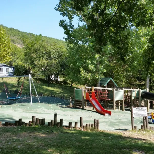 domaine-naturiste-des-lauzons-limans-wwmwt