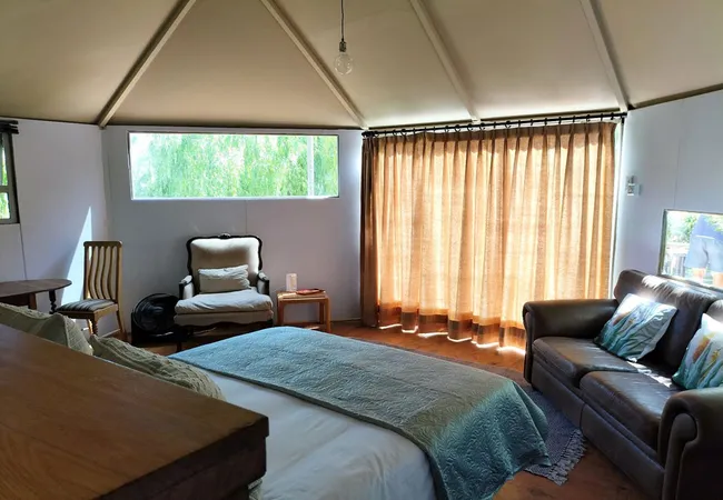 the-well-glamping-tent-dirkie-uys-street-franschhoek-jzopx