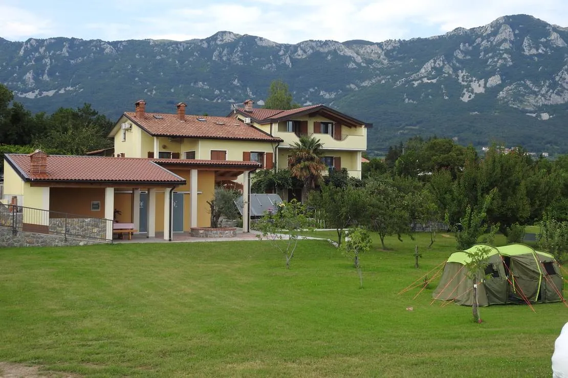 kamp-pri-rebkovih-ajdovscina-4mvq9