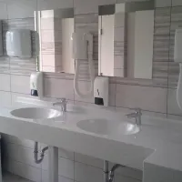 kamp-pri-rebkovih-ajdovscina-brsj5