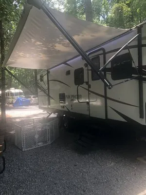 pine-lake-campground-bishop-afzjq