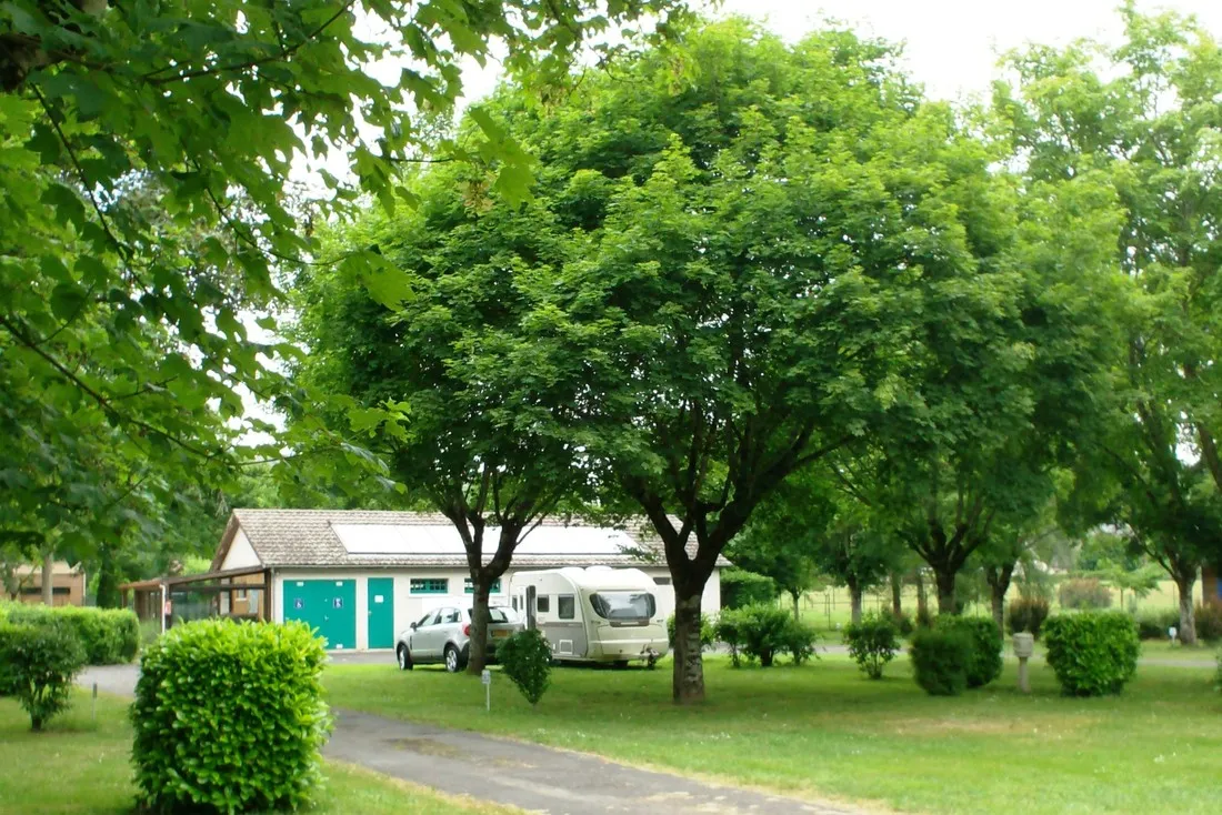 la-riviere-donzenac-frankrijk-kpkgn