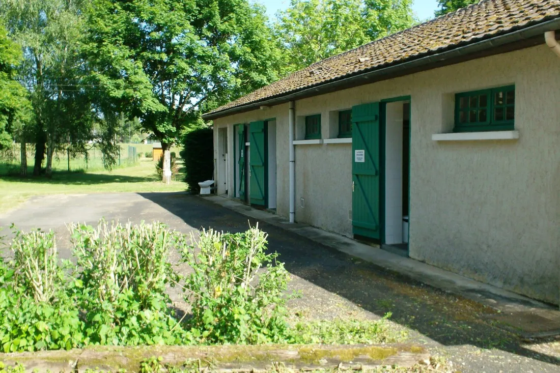 la-riviere-donzenac-frankrijk-wnuxx