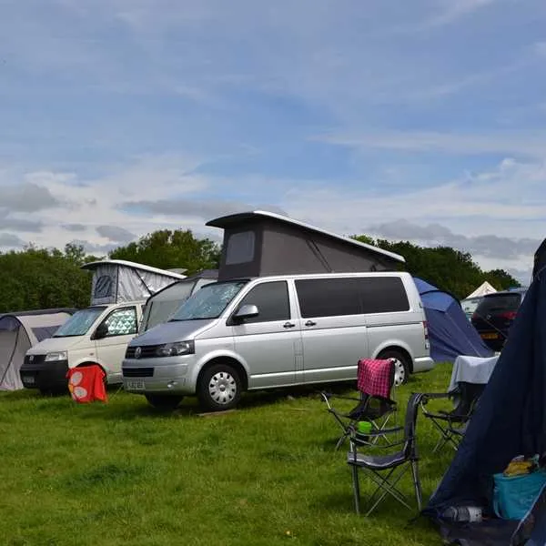 gypsy-castle-camping-hay-on-wye-f4br4