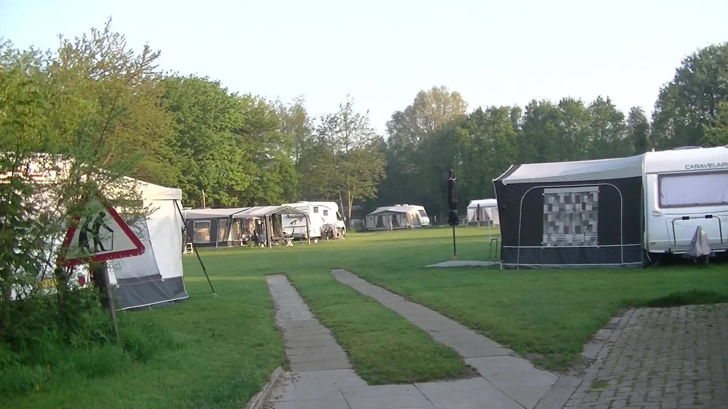 mini-camping-de-hooiberg-castricum-2-tm9tt