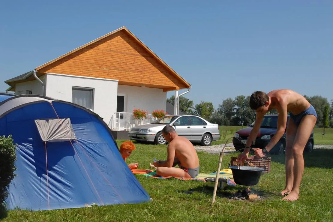termal-kemping-tiszaujvaros-urbxj