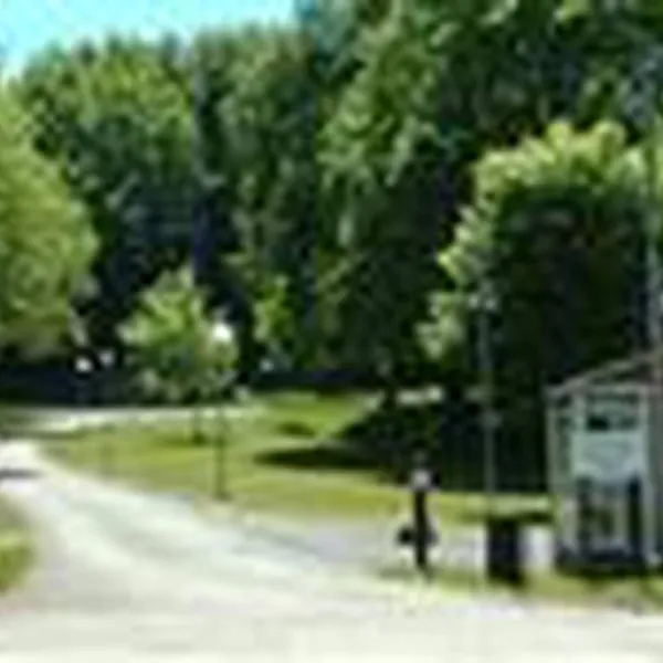 camping-municipal-du-lac-st-helene-bujaleuf-fezq1