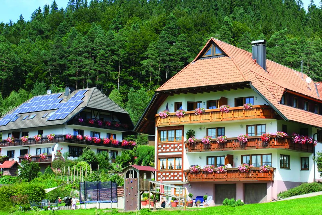 schlosshof-camping-am-bauernhof-elzach-g4rq8