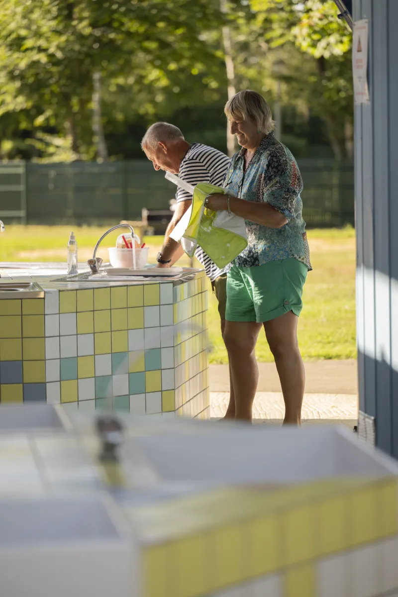 camping-la-venise-de-louest-la-ferte-bernard-ievhk