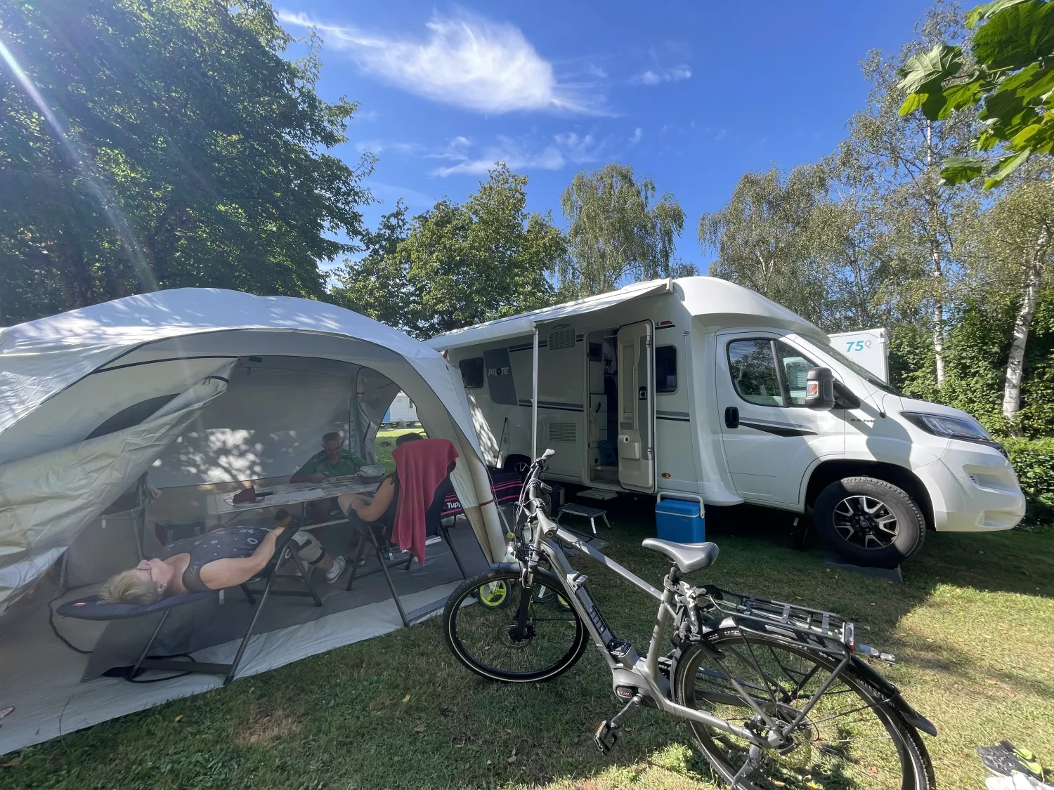 camping-la-venise-de-louest-la-ferte-bernard-wkts4