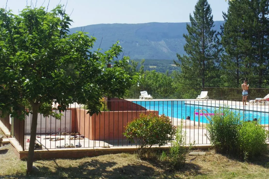 camping-les-cigales-saint-genis-jewhq