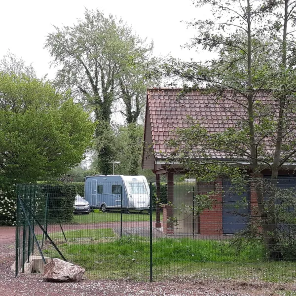 municipal-des-peupliers-auxi-le-chateau-i8cxp