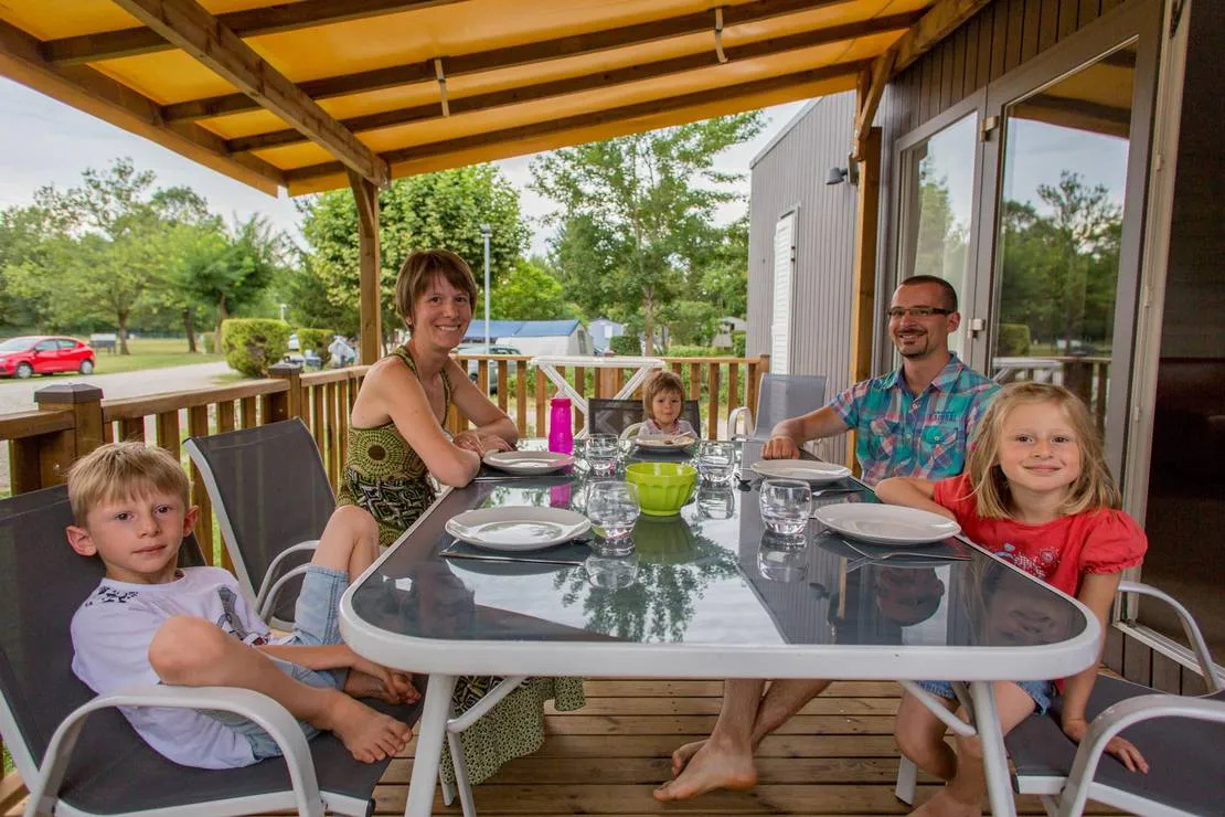 camping-les-plages-de-lain-st-maurice-de-gourdans-lypfy