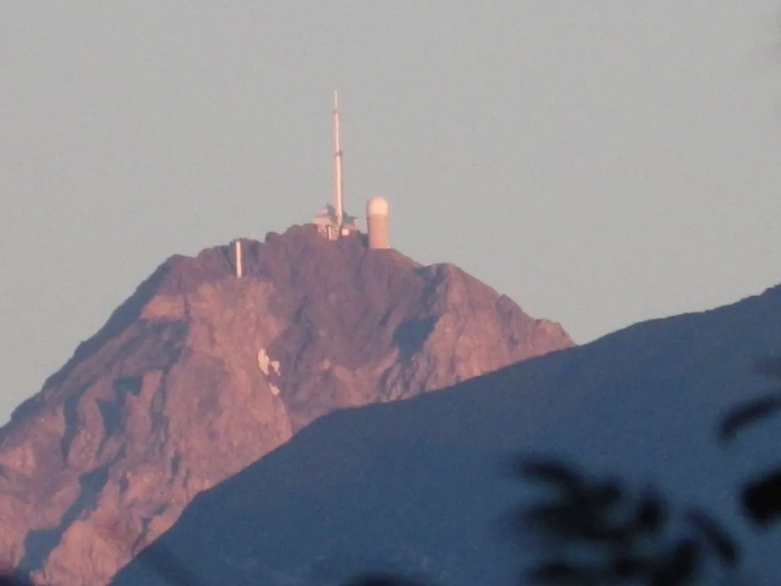 de-sarsan-lourdes-hauts-pyrenees-kmkzv