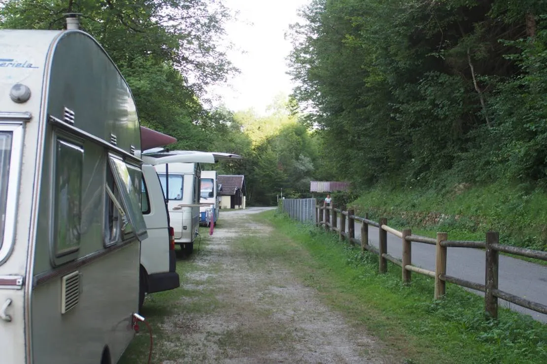 camping-aire-naturelle-municipale-montgesoye-idvkl